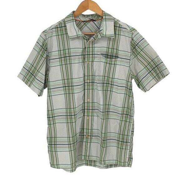 The North Face Mens Plaid Collared Short Sleeve Button Down Wicking Shirt Green - Picture 1 of 8